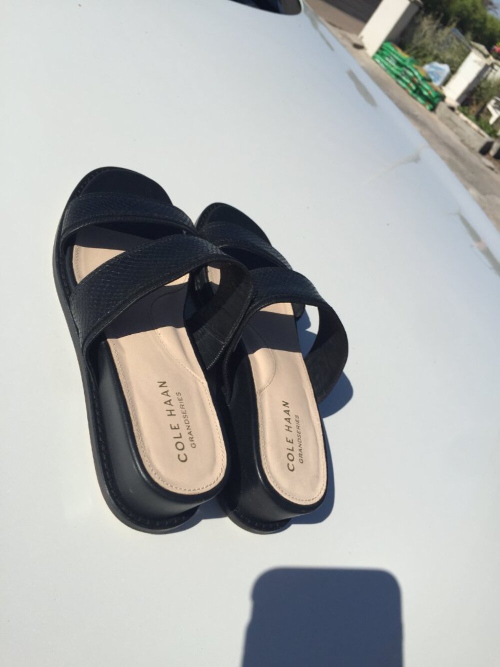 Cole Haan Wesley Demi Wedge Sandals Black Snakeskin Embossed Leather 6.5B W20525 - Picture 4 of 11